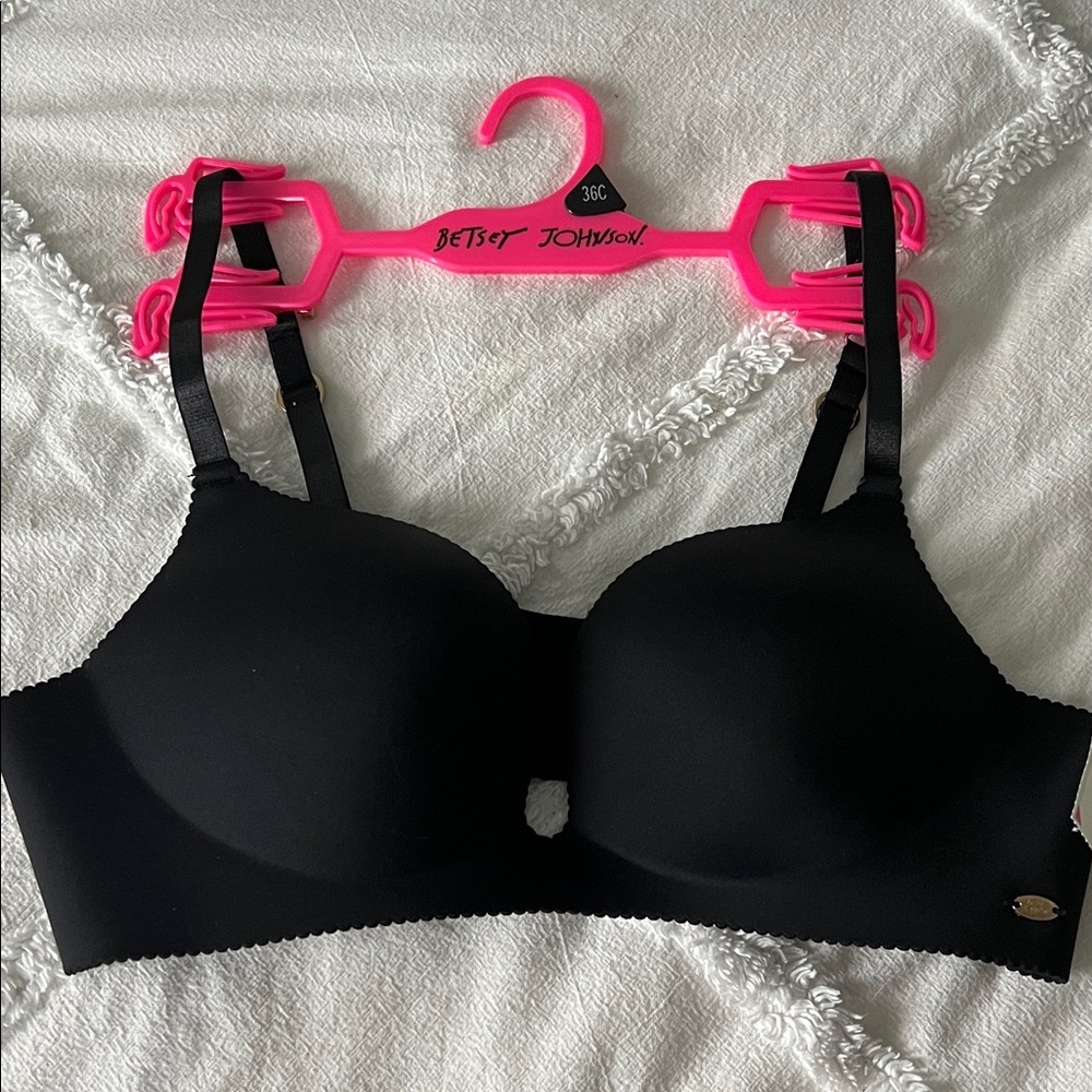 Betsey Johnson Sleek Black Bra
